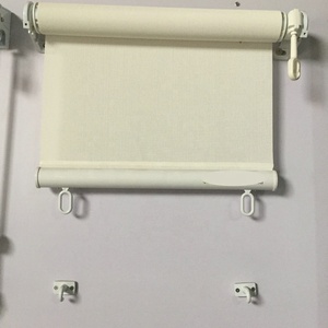 Manuel coupe-vent bas verrouillé <span class=keywords><strong>store</strong></span> extérieur - Product Image 3