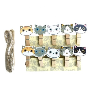 Beau Chat Petit Mini Peg Abeille Canard En Bois En Gros Papier Photo Carte Postale Pinces Pinces Décoratives - Product Image 1