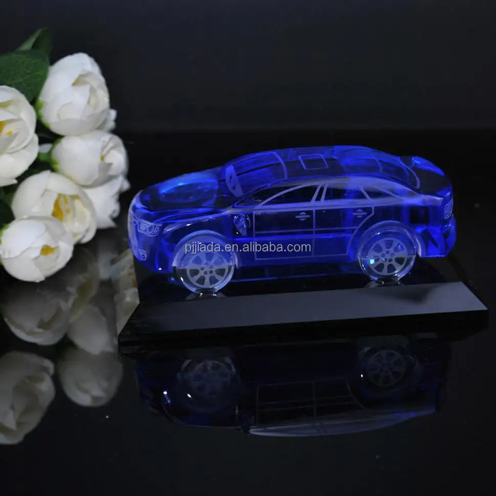 Modelo de coche de cristal azul con láser 3D, diseño delicado, para regalos y decoración de habitación, venta al por mayor