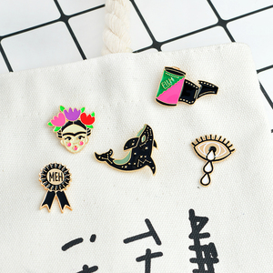 QIHE Frida <span class=keywords><strong>Kahlo</strong></span> artista delfín ojo película Badge duro esmalte Pin broches - Product Image 4