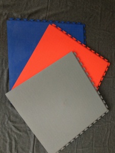 <span class=keywords><strong>Industriel</strong></span> robuste à emboîtement en pvc serrures invisibles carreaux de <span class=keywords><strong>sol</strong></span> à emboîtement extérieur sols industriels - Product Image 3