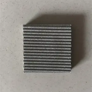 Bột Titan Thiêu Kết Microporous Tấm Lọc Kim Loại Lọc Chất Lỏng Với Hình Dạng Lỗ Vuông - Product Image 5