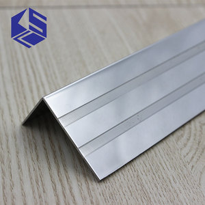Une grande valeur en acier inoxydable polonais en céramique carreaux <span class=keywords><strong>de</strong></span> porcelaine <span class=keywords><strong>nez</strong></span> <span class=keywords><strong>de</strong></span> <span class=keywords><strong>marche</strong></span> - Product Image 2