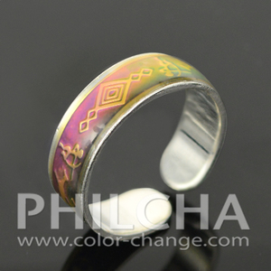 Anillo de banda de humor de cambio de color de puño de metal con patrón egipcio - Product Image 4