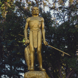 Arte de bronce de fundición famosa escultura de Metal indio americano bronce jefe Kandiyohi estatua - Product Image 1