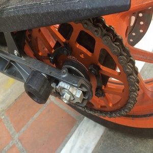 Pièces de moto CNC personnalisées, pignon arrière en aluminium 6061 pour <span class=keywords><strong>KTM</strong></span> <span class=keywords><strong>Duke</strong></span> 390 <span class=keywords><strong>125</strong></span> 200, état neuf - Product Image 5