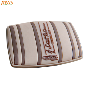 Patch Magnetiche Adesive Personalizzate e Durevoli per Eventi Giornalieri con Applicazione Rapida - Product Image 4