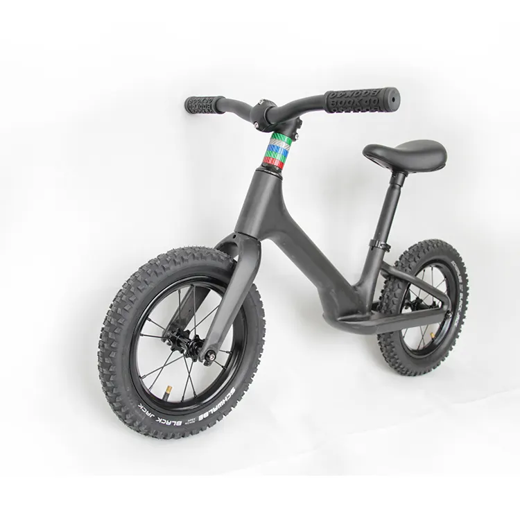 2019China Factory Nieuwste Ontwerp 12 Inch Ultralight Full Carbon Fiber Verstelbare Balans Geen-Pedaal Fiets Kid 'S Push cycling Bike