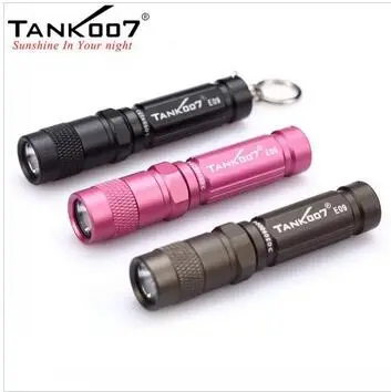 Tank007 E09 Populair Kerstcadeau Sleutelhanger Zaklamp Mini Led Zaklamp Batterij Zaklamp Met Karabijnhaken