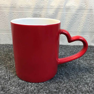 Tazas <span class=keywords><strong>de</strong></span> cerámica para regalos publicitarios <span class=keywords><strong>de</strong></span> 11oz para Navidad/manualidades DIY-cambio <span class=keywords><strong>de</strong></span> Color/<span class=keywords><strong>taza</strong></span> mágica con asas <span class=keywords><strong>de</strong></span> corazón para sublimación - Product Image 3