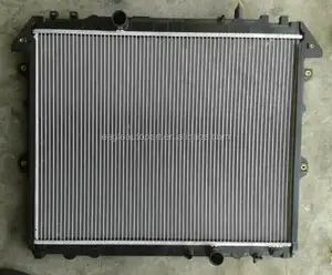 Auto Radiator 16400-OL250 untuk Toyota Hilux Innova