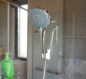 Support de pommeau de douche en plastique écologique pour salle de bain avec autocollant magique Capacité de charge de 2.5kg - Product Image 2