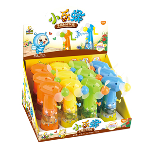 Caramelos duros de frutas de Shantou, venta al por mayor, juguetes de verano, ventilador de caramelo con pistola de agua manual - Product Image 3