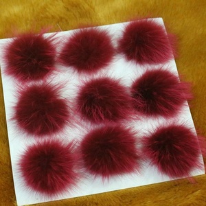 <span class=keywords><strong>Pompons</strong></span> en vraie fourrure de raton laveur 5-15cm, vente en gros, <span class=keywords><strong>pompons</strong></span> en peluche colorés avec fermeture à pression - Product Image 4
