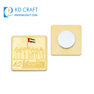 Diseño personalizado de alta calidad, su propio logotipo de metal, esmalte epoxi, bandera de los Emiratos Árabes Unidos, recuerdo, PIN de solapa de Dubái para el Día Nacional - Product Image 3