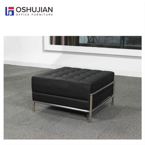 Sofá con cubierta de PU, diseño clásico, barato - Product Image 3