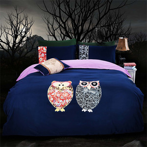 <span class=keywords><strong>4</strong></span> pcs Un B <span class=keywords><strong>côté</strong></span> solide couleur ensemble de literie unique plein écran home utiliser hibou motif housse de couette en gros - Product Image 3