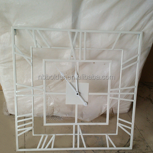 1. nom Du Produit: Main Romain décoratif <span class=keywords><strong>horloge</strong></span> murale en métal art mur décor carré d'or rustique en métal - Product Image 2