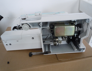 Machine à coudre domestique à grande vitesse à point plat multifonctionnelle QL-653 SKYFLY à aiguille simple avec moteur et engrenage - Product Image 3