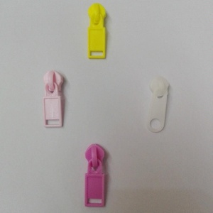 4 # resbalador plástico - Product Image 2