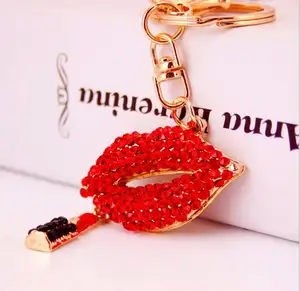 KX983 Fashion Lip key chain Rhinestones key chains gold plated Women's handbag accessories