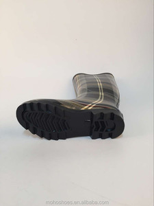 2016 de moda OEM <span class=keywords><strong>del</strong></span> más nuevo diseño mujeres baratas de botas de goma - Product Image 3
