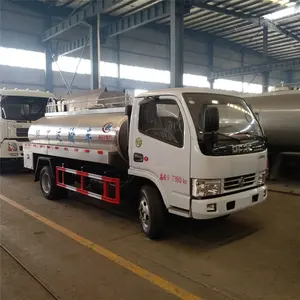 Dongfeng 5 Tons 8 신선한 우유 수송 탱크 트럭