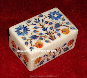 Boîte à bijoux en marbre incrusté - Product Image 1