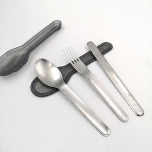 Cuillère <span class=keywords><strong>de</strong></span> vaisselle en acier inoxydable Offre Spéciale, ensemble <span class=keywords><strong>de</strong></span> couverts <span class=keywords><strong>de</strong></span> voyage, fourchette et couteau 3 pièces avec étui <span class=keywords><strong>de</strong></span> protection - Product Image 1