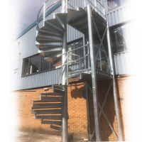 Marche d'extérieur circulaire en acier inoxydable, escalier en spirale étroit, escaliers en métal