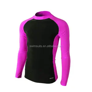 เสื้อแรชการ์ดป้องกันรังสี Uv,เสื้อแรชการ์ด UPF 50คลอรีนทนต่อการว่ายน้ำ OEM 200ชิ้น