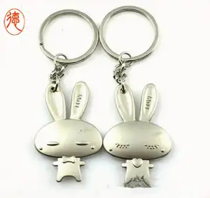 High Quality Zinc Alloy Die Casting Personalized Beautiful Rabbit Keychain