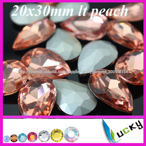Comercio al por mayor de lágrima rhinestones melocotón luz perlas de cristal de colores para la decoración - Product Image 1