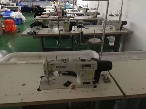Japón Brother 7100A máquina de coser de punto de bloqueo de una sola aguja - Product Image 6