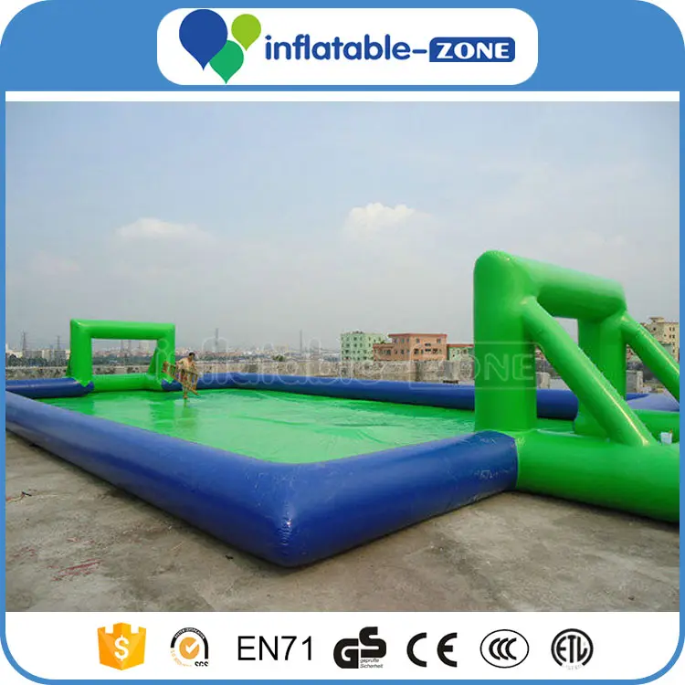 Campo de fútbol inflable de color azul y verde, campo de fútbol inflable agua de la piscina de agua