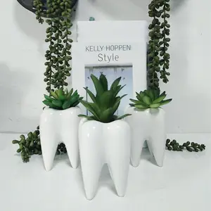 Nuovo arrivo handmade denti fiore vaso in ceramica per desktop decor