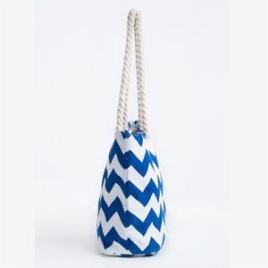 Grande impermeable Chevron bolsa de playa con <span class=keywords><strong>el</strong></span> bolsillo interno de la cremallera bolsas con asas de cuerda - Product Image 4
