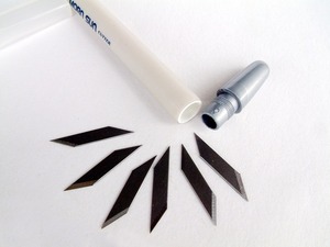 Juego de cuchillos de Hobby and Craft de Taiwán con mango suave para herramientas de arte y artesanía Hoja de acero y plástico duradero - Product Image 3