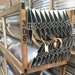 Profilé en <span class=keywords><strong>Aluminium</strong></span> pour volants, exposition de fabrication chinoise, <span class=keywords><strong>prix</strong></span> au kg - Product Image 2