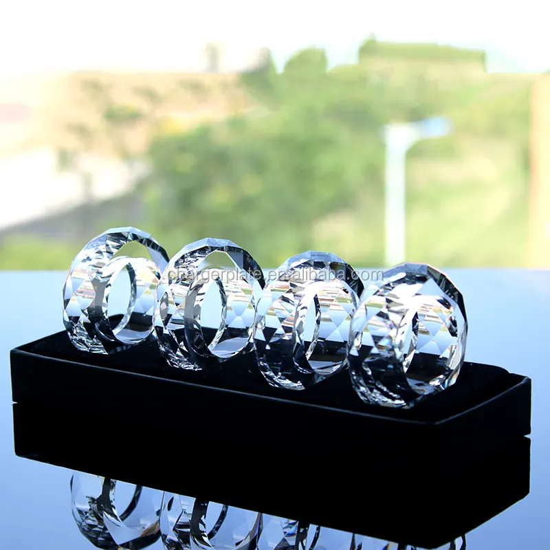 Elegant Wedding Decoration Crystal Glass Napkin Ring and Holder
