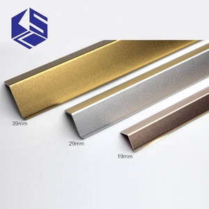 <span class=keywords><strong>Angle</strong></span> de coin mural en aluminium à 90 degrés pour carreaux de céramique - Product Image 1