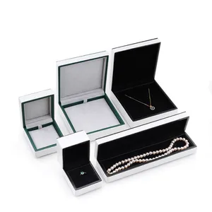 婚礼耳环吊坠盒豪华皮革 pu 礼品珠宝盒，白色珠宝盒
