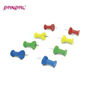 BSCI fabbrica di vendita calda personalizzato pacchetto di plastica colorato o trasparente thumb tack push pin