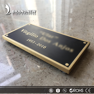 Plaques nominatives personnalisées, en laiton et métal tissé professionnel, pièces - Product Image 5