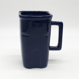 <span class=keywords><strong>Mug</strong></span> en forme de poubelle, <span class=keywords><strong>mug</strong></span> <span class=keywords><strong>à</strong></span> boire en céramique bleu en forme de poubelle, <span class=keywords><strong>grand</strong></span> <span class=keywords><strong>mug</strong></span> pour le café ou le thé, capacité jusqu'<span class=keywords><strong>à</strong></span> 12 oz - Product Image 2