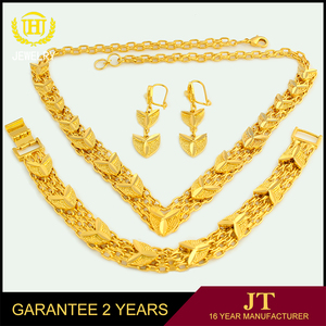 Unique à <span class=keywords><strong>la</strong></span> mode en acier inoxydable pendentif collier bijoux bracelet dubai or femelle ensemble de bijoux - Product Image 4