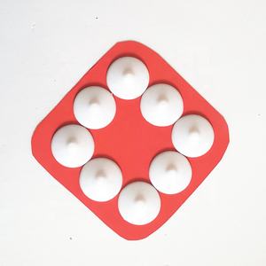 Dôme d'isolation en PE de 42 mm de diamètre avec clips de fixation pour les goujons d'isolation - Product Image 4