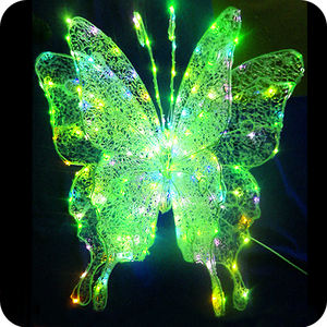Ornamento de Natal em Acrílico em Forma de Borboleta com Luzes LED para Decoração de Natal ao Ar Livre - Product Image 4