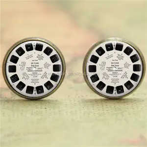 View Master earring Vintage Viewmaster Reel Viewfinder Eighties Fads Geek Art earring Fads print glass earring