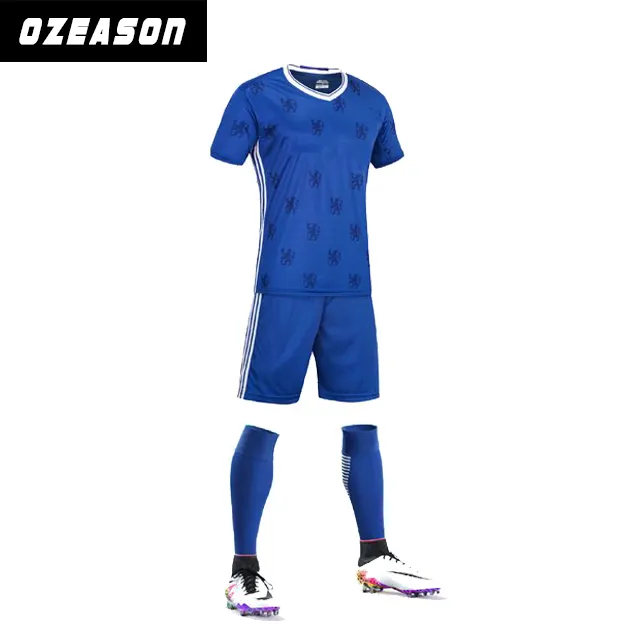 Toptan ucuz futbol takımı üniforması futbol tişörtü özel erkekler gençlik futbol forması